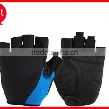 Colored half finger weight lifting gloves for gym