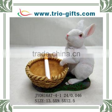 Wholesale cheap resin rabbit statue decorative ashtray