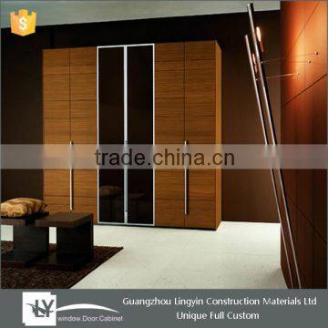 2015 Lingyin customized wooden color wardrobes