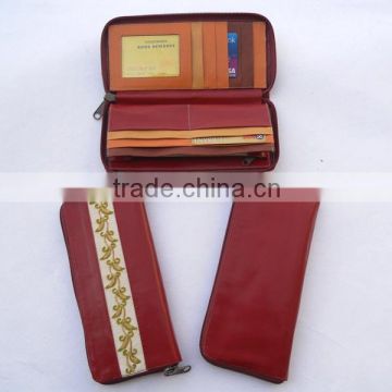 Wholesale Vintage Handmade Luxury Genuine Leather Wallets with Fine Embroidery