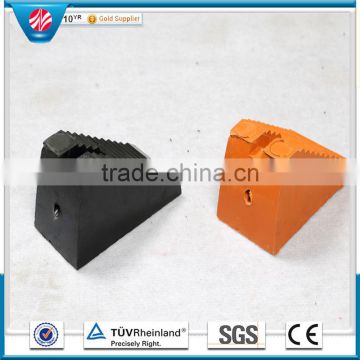 Loading rubber tire chock for safety