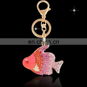 Wholesale Promotional cheap Fashion Decorative metal rhinestone crystal valentine goldfish Keychain for gift giving MCA-0068