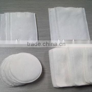 Manufacturer of Cosmetic Pads Making Machine