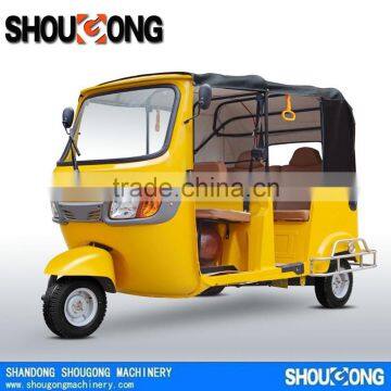 Bajaj 200cc motorcycle cng auto 4 stroke rickshaw