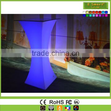 Fashionable Look Nightclub Graceful LED Glowing Bar Round Cocktail Table