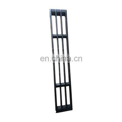 Heavy Duty Truck Parts  Front Panel Grille  Oem 82063513 for VL Truck Radiator Grille