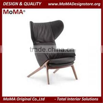 MA-SD117 Luxury Europe Style Leather Cassina Armchair With Solid Wood Legs