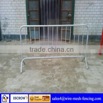 mesh event fence/pvc crowd control barrier /temporary fence for sale