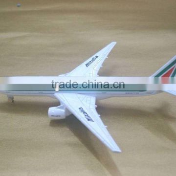 Metal B777 Alitalia airplane model for business gifts