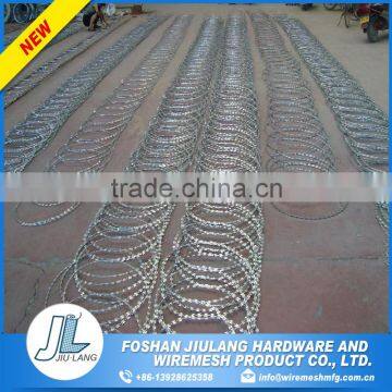 high strength heat treated pvc coated barbed wire mesh fence