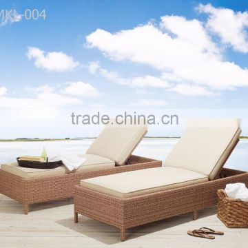 Garden Sun Lounger Furniture- Patio outdoor sunbed - PVC Rattan Sun Lounger