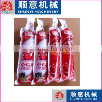food grade forming bag bottle shape 330ml liquid water bag filling sealing packing machine