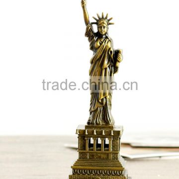 Die casting metal liberty goddess statue crafts home decoration