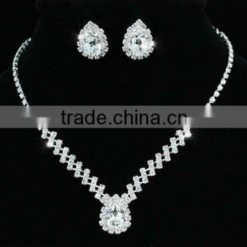 Bridal 5 Carat Crystal Necklace Earrings Set CS1193