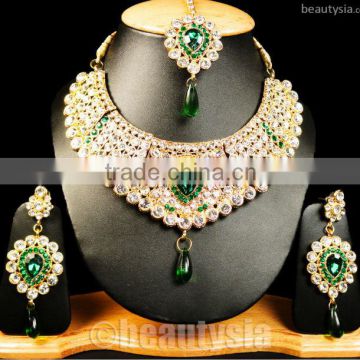 Super Uniform Necklace Gold Tone F12 Green Madhuri Jewelry Set