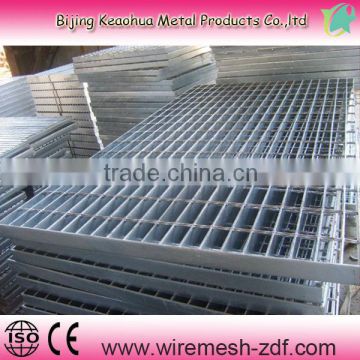Manufacturer of steel grating fence