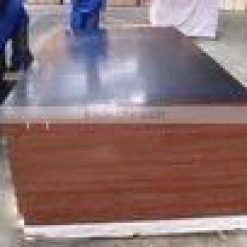 brown and black film faced plywood