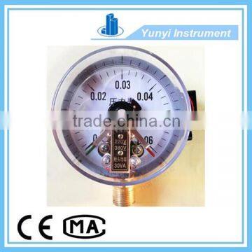 Vacuum magnetic electric contact pressure gauge
