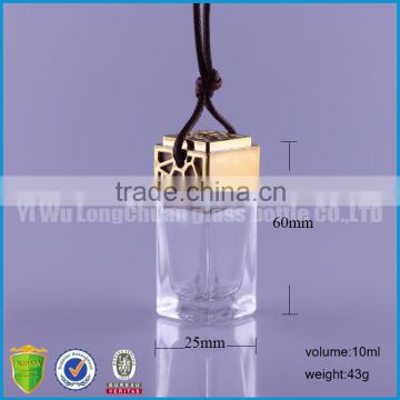Cubic gold wood lid glass hanging bottle for perfume/clear car hanging air freshener with refillable glass bottle for wholesale
