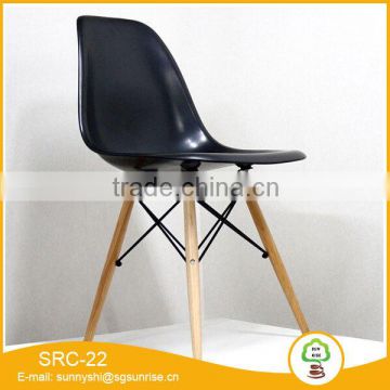 Outdoor plastic cafe chair with solid beech wood legs