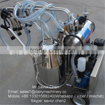 Single Bucket Male Milking Machine With Gasoline Engine For Dairy Farm