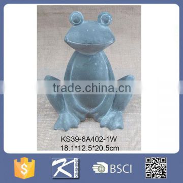 cement garden decoration sitting frog for easter outdoor decoration