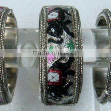 Fashionable Folding Metal Bracelets