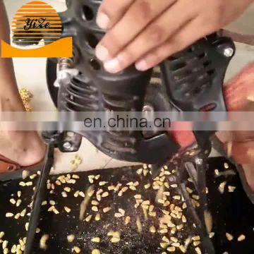 Family use mini hand manual corn thresher small maize threshing machine