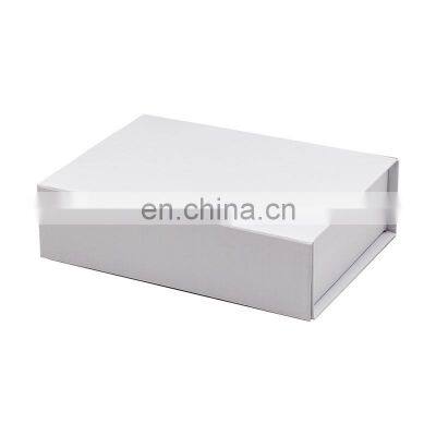 Bespoke white a6 shallow magnetic closure folding retail thin product gift mailer box