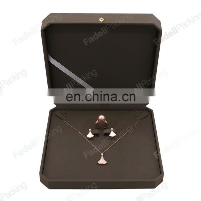 Wholesale custom logo jewellery packaging ring earring necklace gray microfiber jewelry box