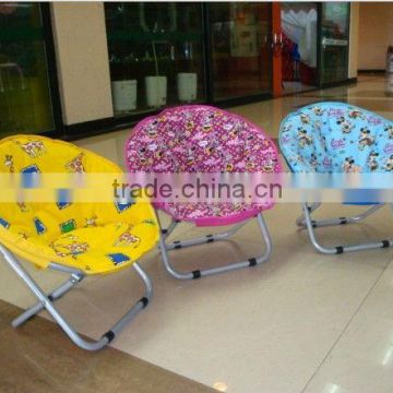 delicate moon chair with decorative pattern ,cheap folding moon chairs-ST69