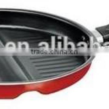 2 devided aluminum fry pan with long handle.