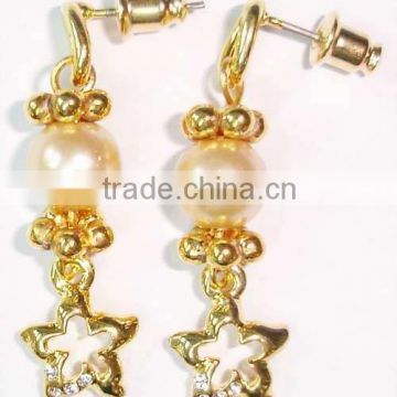 Fashion earring of star pendant