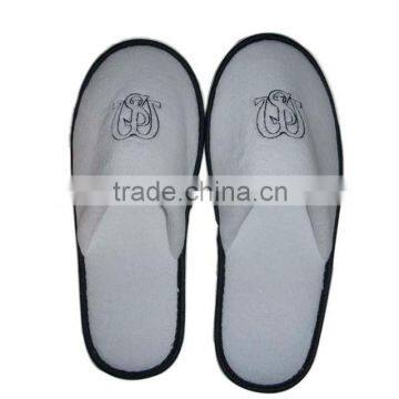 close toe velour hotel slipper