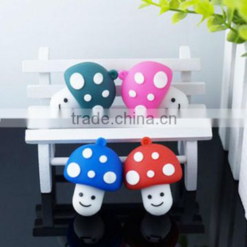 Chinese Factory Colorful Cute Mushroom Shaped Silicone Protective USB Cover