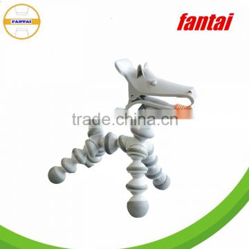 Adjustable Flexible Horse Style Plastic Table Tripod With Mobile Phone