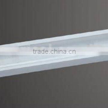 T8 ceiling fluorescent light fixture with cover