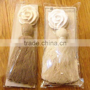 Old European Style Hanging Tassels Scented Clay