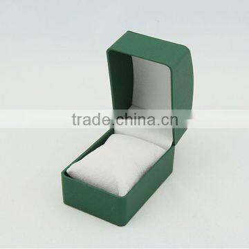 Excellent Plastic small watch box with pillow for travelling