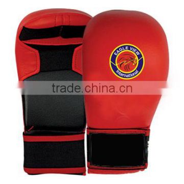 Red Colour Grappling Gloves Made of PU Filled