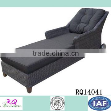 2014 Rattan Lounger With Wheels