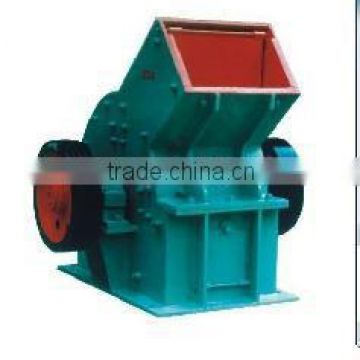 Hammer crusher with Stable Structure