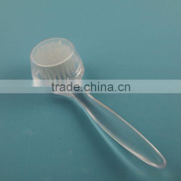 64252 Plastic handle soft face brush