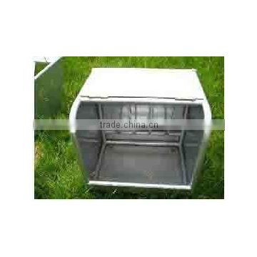 Galvaninzed Horse Hay Feeder With Movable Cap