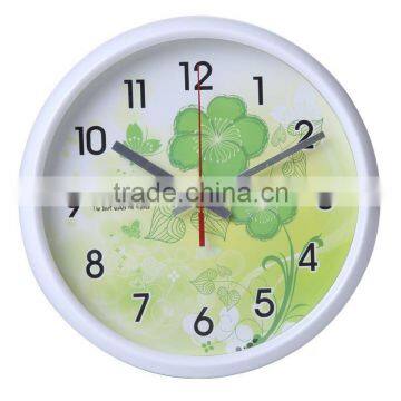 Creative fashion clover round wall clock