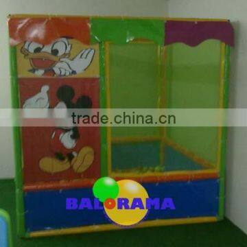 softplay padding pool