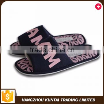 Various good quality indoor winter shoes slippers