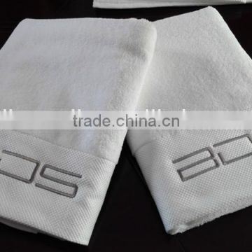 Wholesale luxury soft Cotton custom design logo beach bath towel