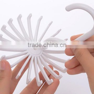 Rotating Tie Belt Hanger/Plastic Scarf Holder/Adjustable Scarf Hangers                        
                                                Quality Choice