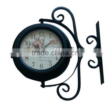 Cheap Wholesale Antique Double Sided Clocks Lighted Beautiful Iron Wall Clock